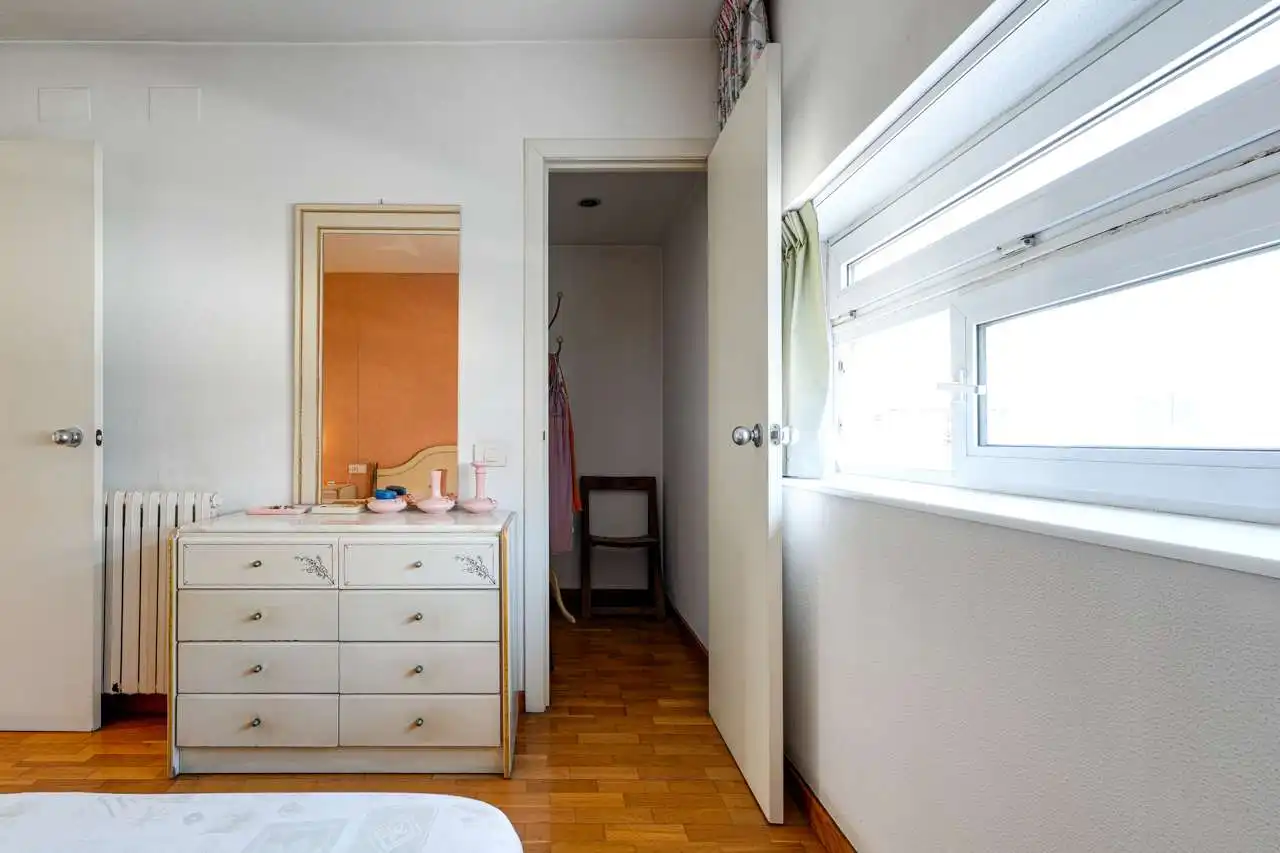 Bedroom of Detached homes for sale in Barcelona  with Air Conditioner, Heating and Terrace