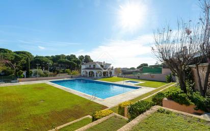 Jardí de Casa o xalet en venda en Alella amb Calefacció, Jardí privat i Terrassa