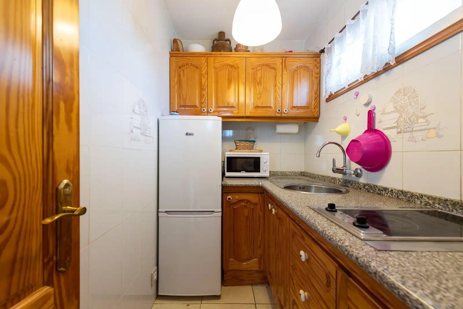 Kitchen of Study for rent in San Bartolomé de Tirajana  with Terrace and Balcony