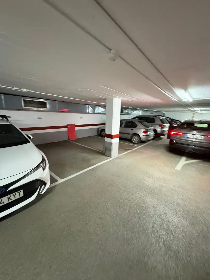Einzelparkplatz mit Aufzug zum Verkauf in Travessera de les Corts, imagen 5