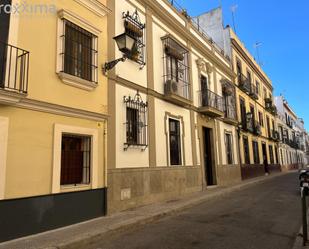 Exterior view of House or chalet for sale in  Sevilla Capital  with Terrace