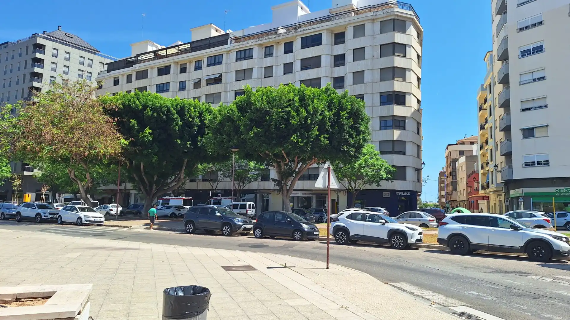 Vista exterior de Pis en venda en Alzira amb Aire condicionat, Traster i Moblat