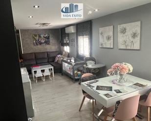 Living room of Flat for sale in  Jaén Capital  with Air Conditioner and Heating