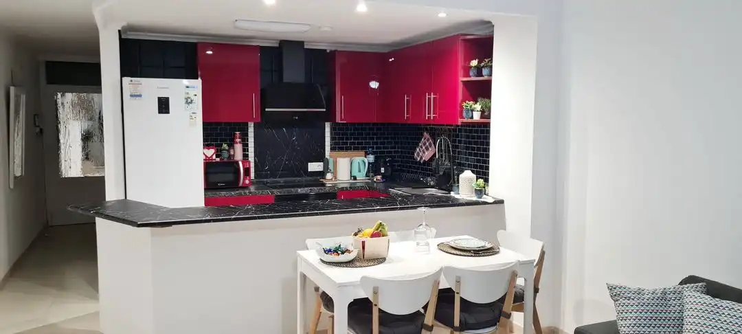 Küche von Einfamilien-Reihenhaus zur Miete in Alcúdia mit Klimaanlage, Privatgarten und Terrasse
