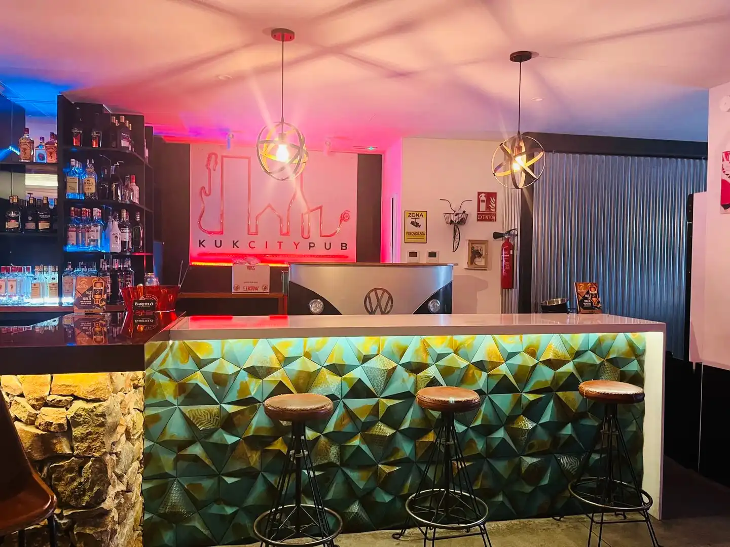 Local en venta en Oliva con Aire acondicionado, Calefacción y Amueblado