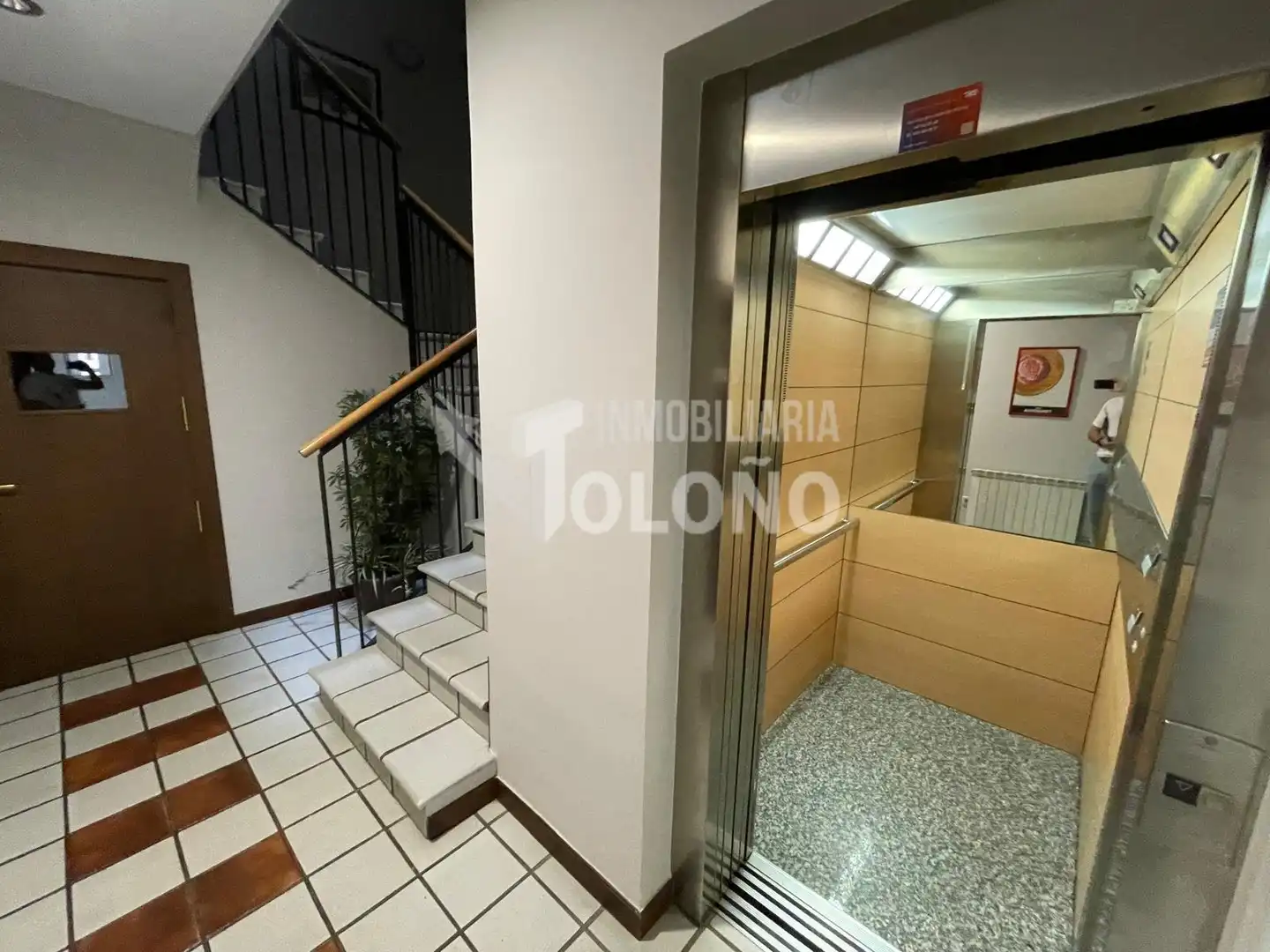 Edificio en venta en Castañares de Rioja