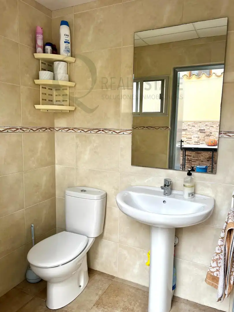Bathroom of Houses for sale in Villena  with Heating, Private garden and Terrace
