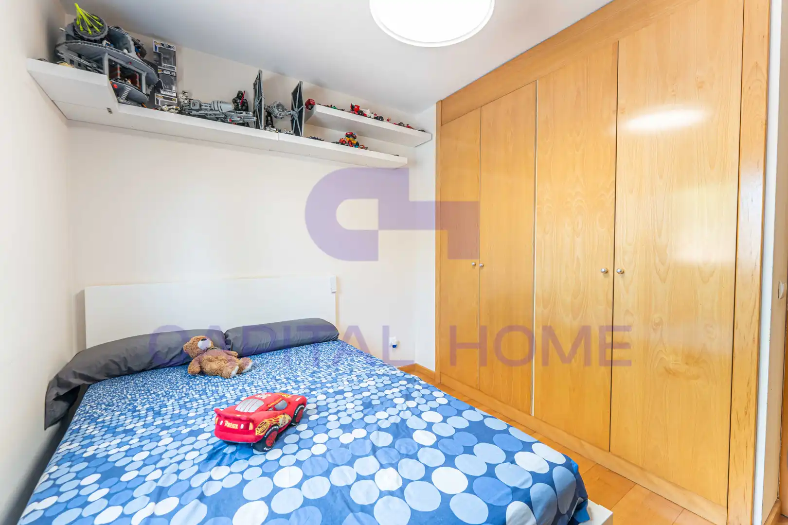Habitación de Casa adosada en venta en Navalcarnero con Aire acondicionado, Calefacción y Jardín privado