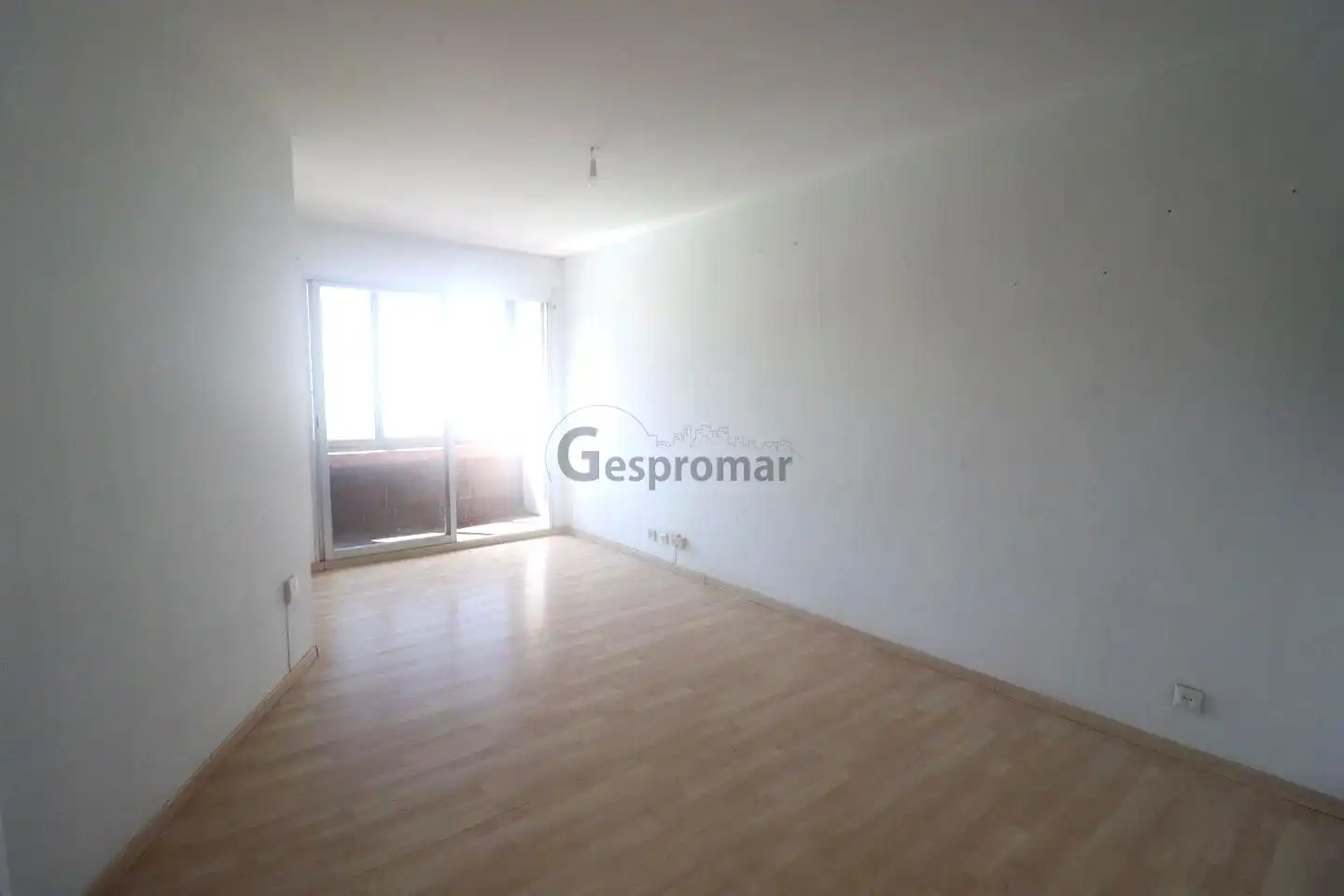 Dormitori de Apartament en venda en Madrid amb Aire condicionat, Calefacció i Terrassa