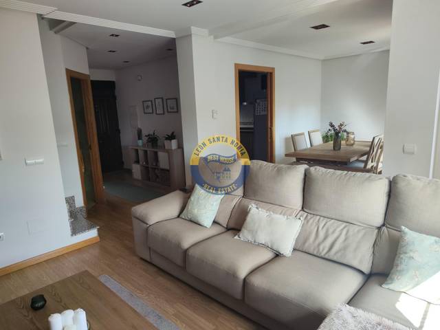 Casa-chalet en Venta en Sariegos