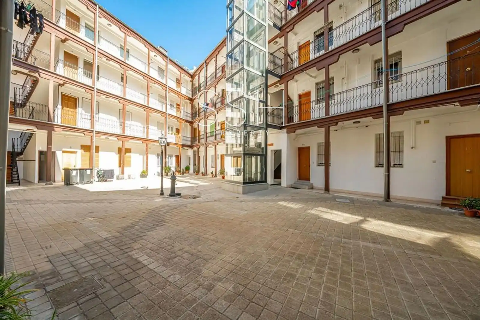 Außenansicht von Wohnung zur Miete in Madrid mit Heizung und Möbliert