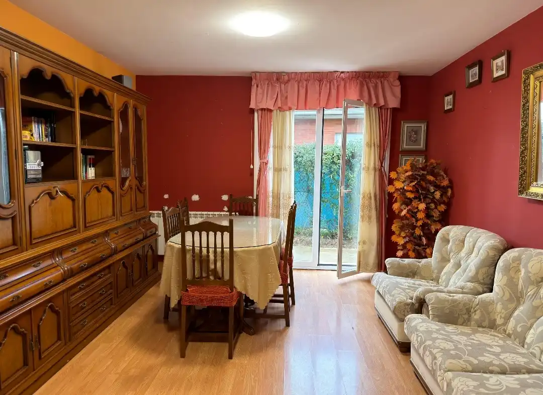 Jardí de Casa o xalet en venda en Ponferrada amb Calefacció, Jardí privat i Moblat