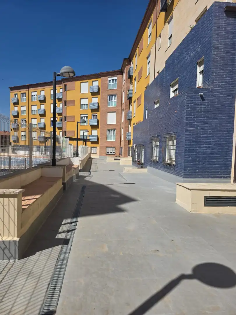 Außenansicht von Wohnung zur Miete in Ocaña mit Heizung, Abstellraum und Möbliert
