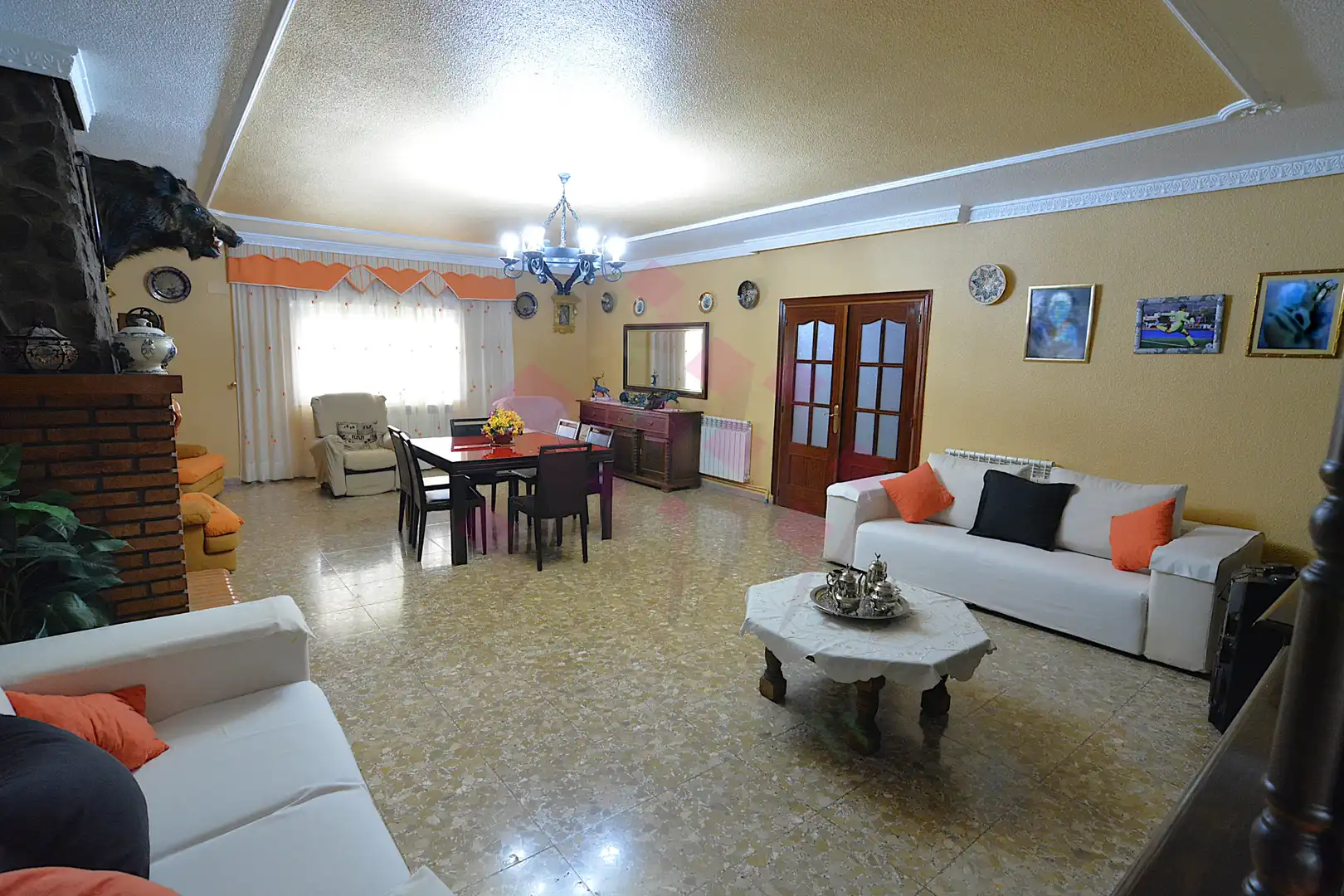 Sala d'estar de Casa o xalet en venda en Ciudad Real amb Aire condicionat, Calefacció i Jardí privat