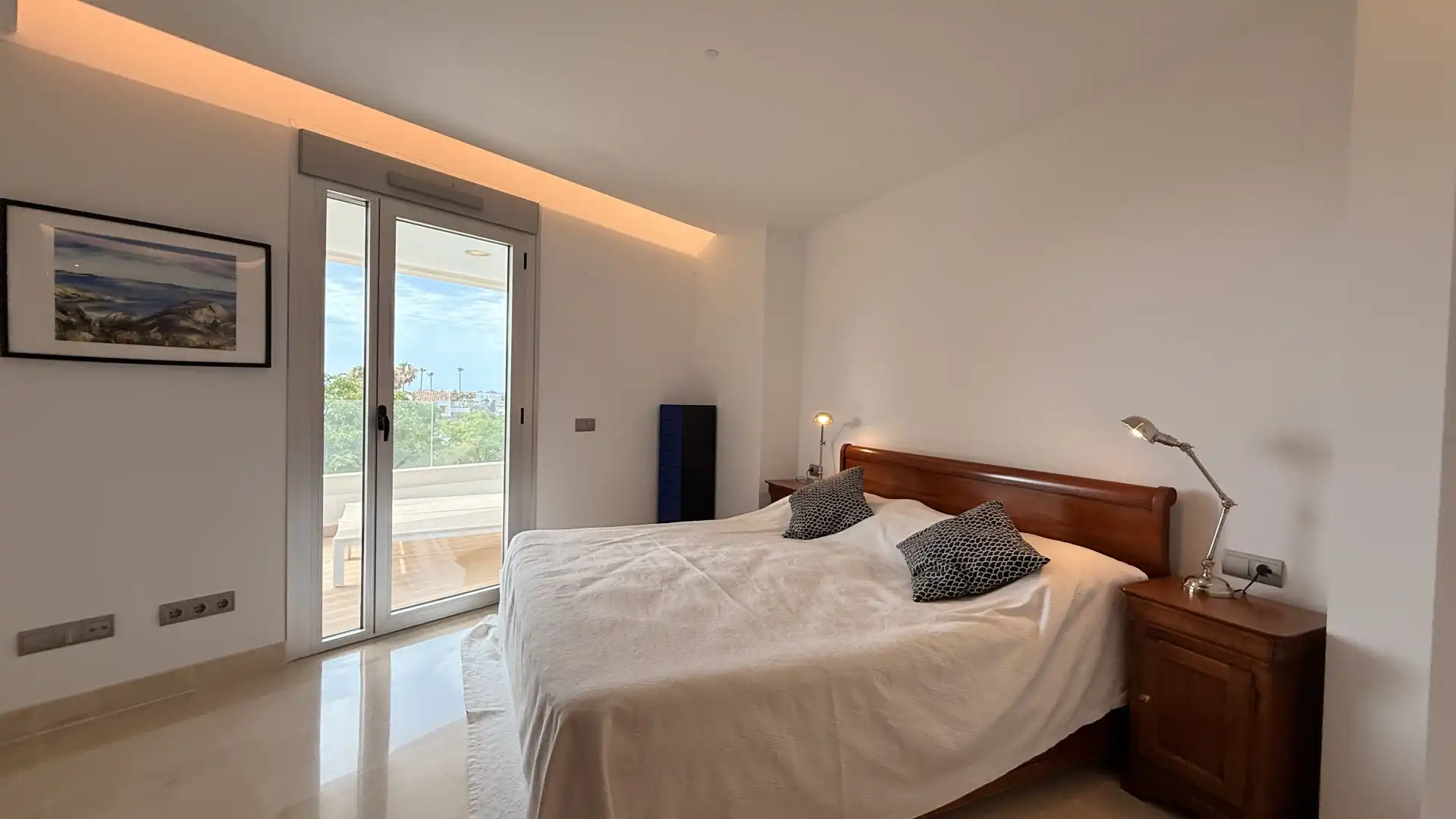 Dormitori de Apartament de lloguer en Marbella amb Aire condicionat, Calefacció i Terrassa