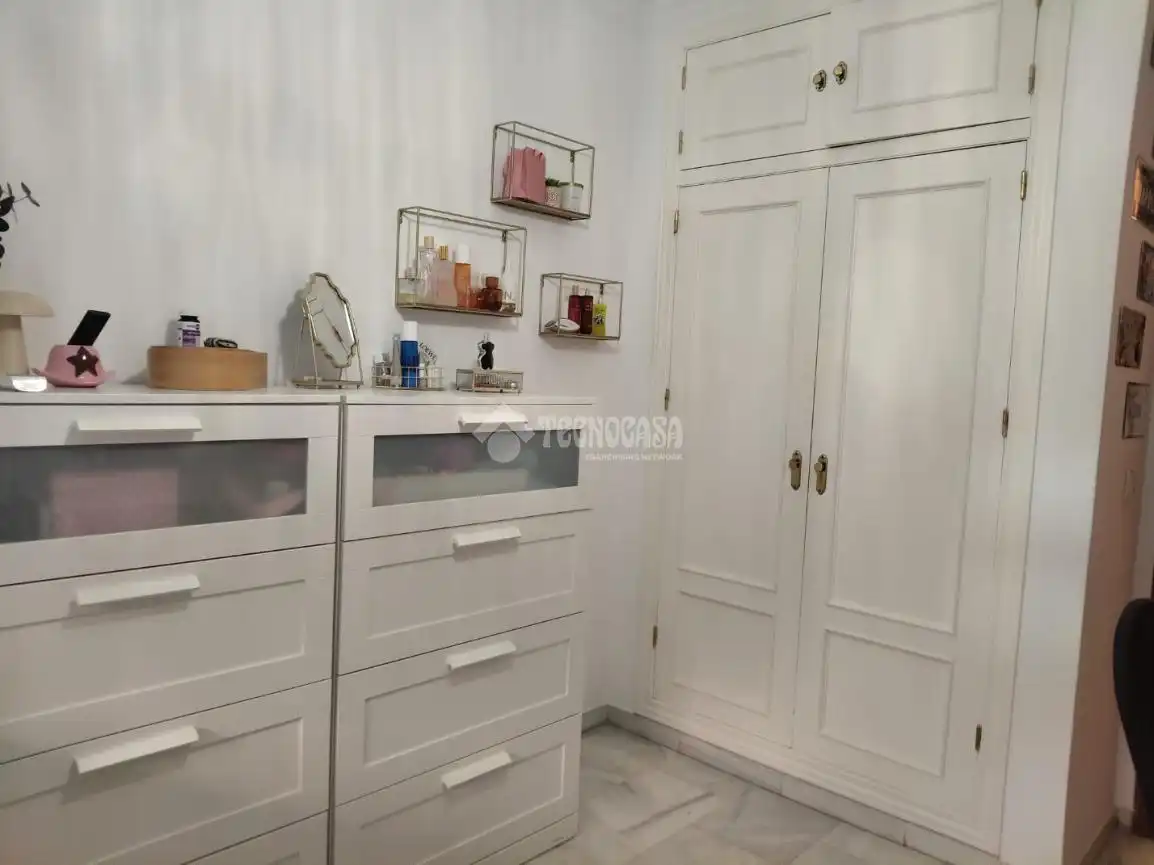Habitación de Piso en venta en Córdoba con Aire acondicionado, Trastero y Balcón
