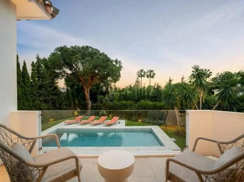 Maison avec terrasse à vendre à Nueva Andalucía, imagen 26
