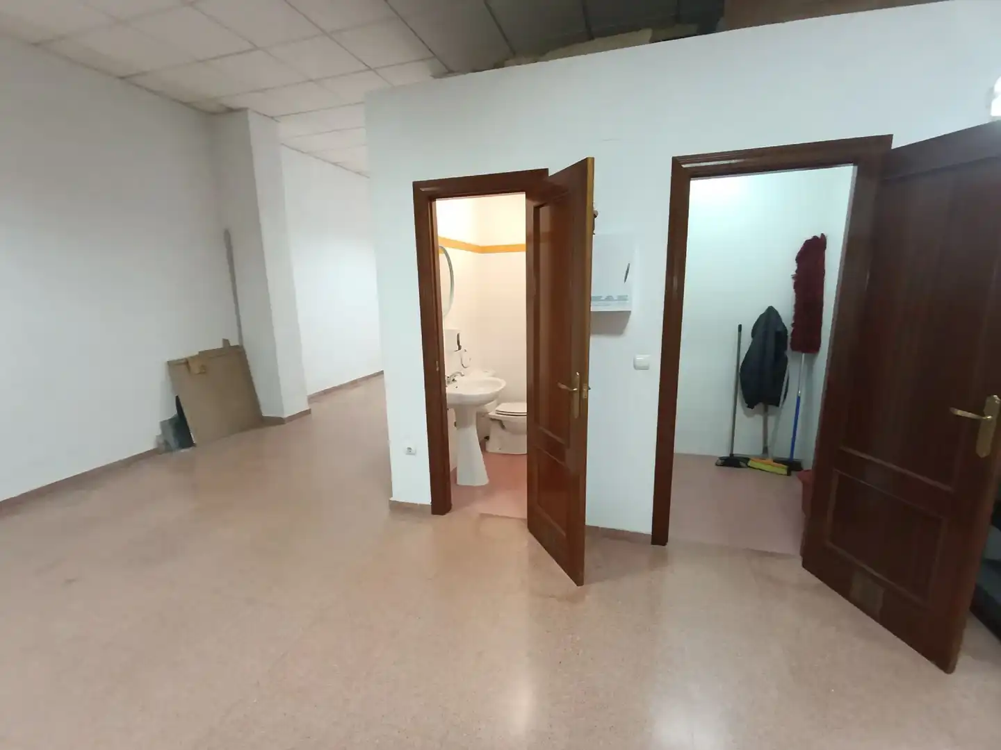 Local comercial en venta en Linarejos, imagen 6