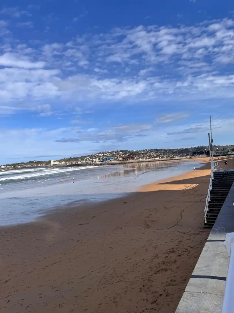 Vista exterior de Piso en venta en Gijón  con Calefacción, Parquet y Terraza