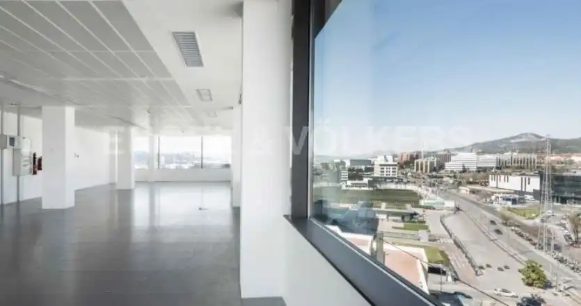 Office space with lift to rent in El Pedró, imagen 6