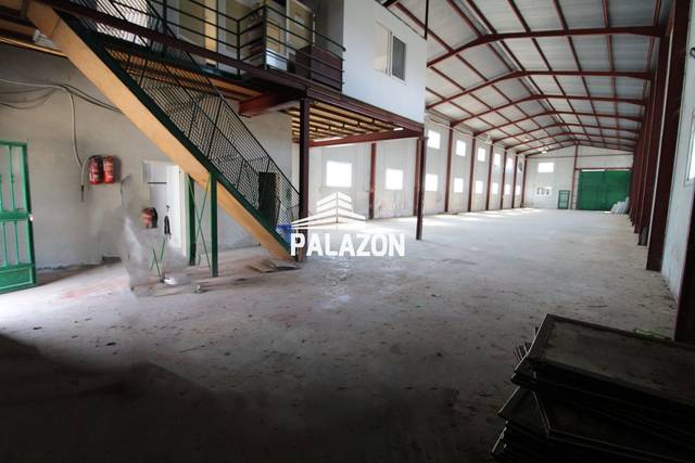 Nave industrial en Alquiler en Crevillent