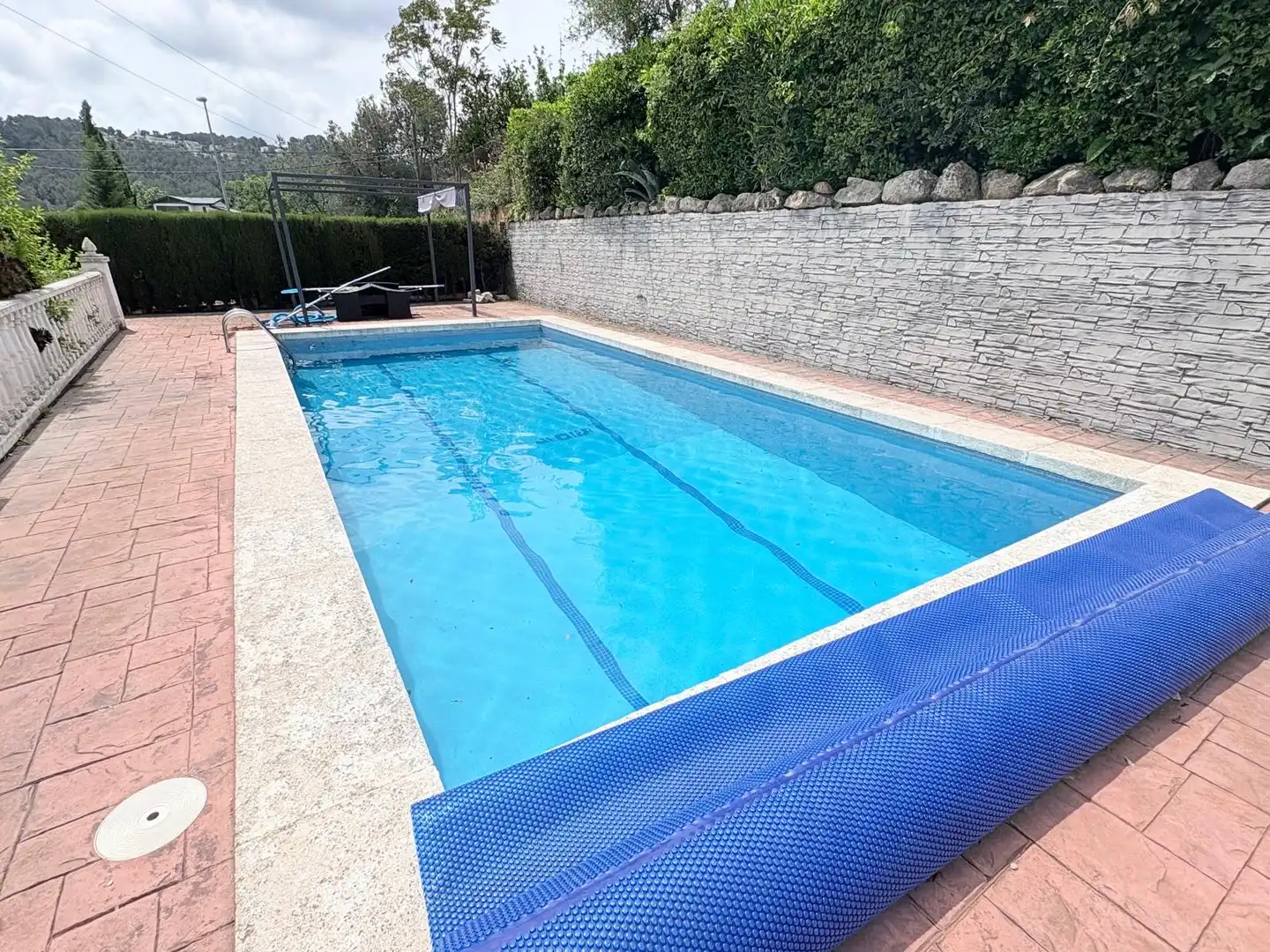 Piscina de Casa o chalet en venta en Corbera de Llobregat con Aire acondicionado, Calefacción y Jardín privado