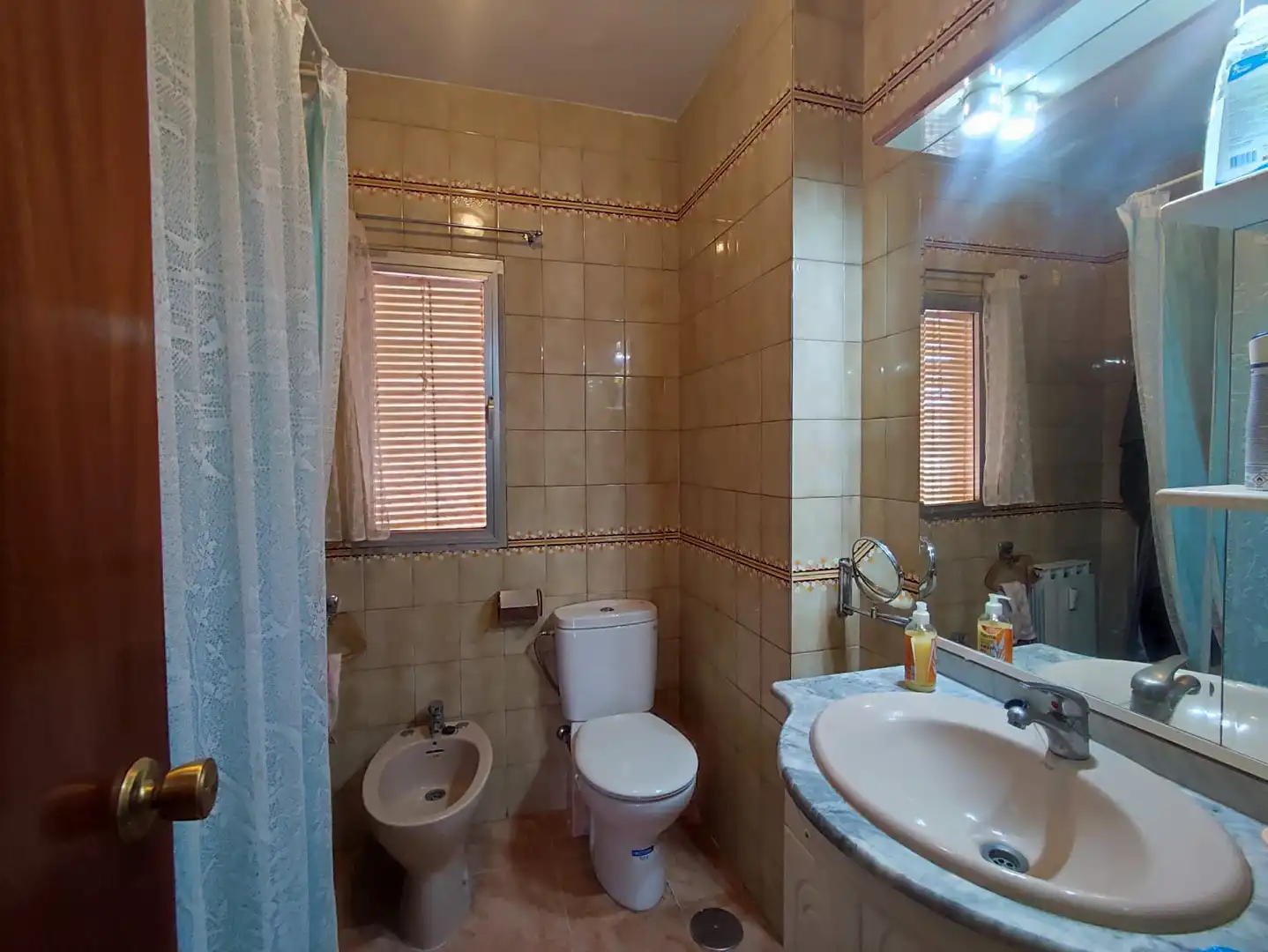 Bathroom of Flat for sale in Manzanares  with Air Conditioner, Heating and Terrace