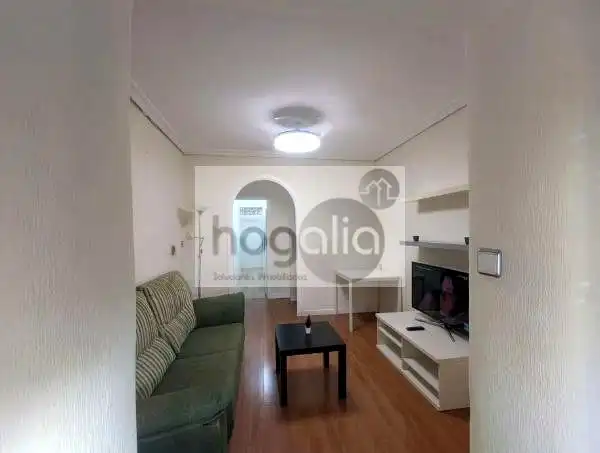 Sala de estar de Piso de alquiler en Sevilla con Aire acondicionado y Amueblado