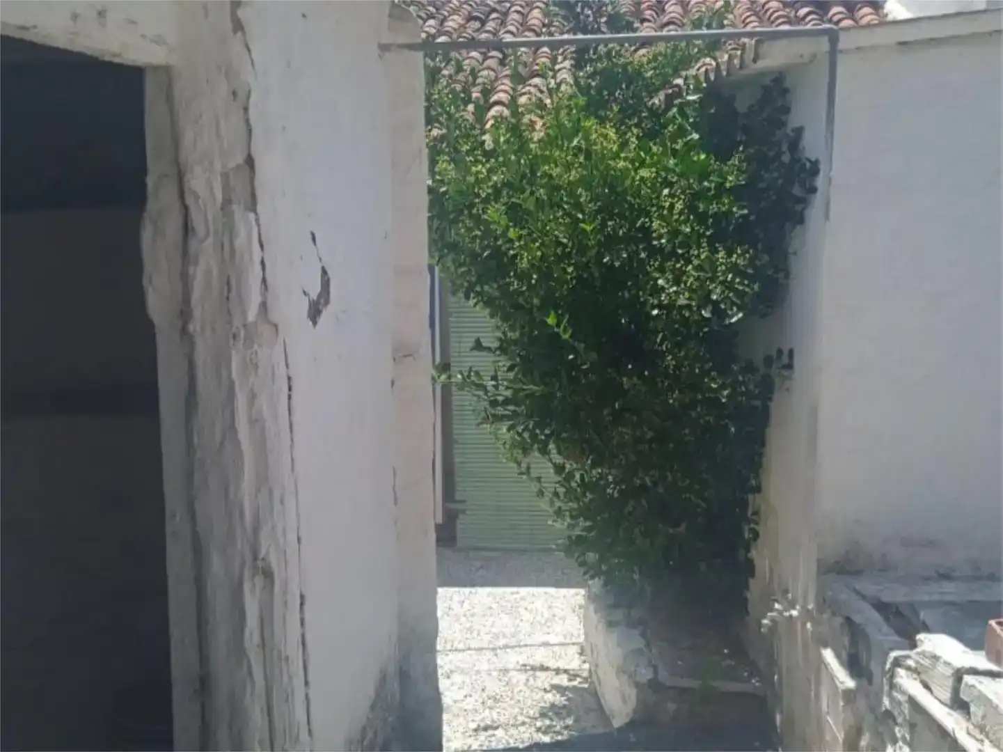 Vista exterior de Piso en venta en Guadalcanal, Sevilla