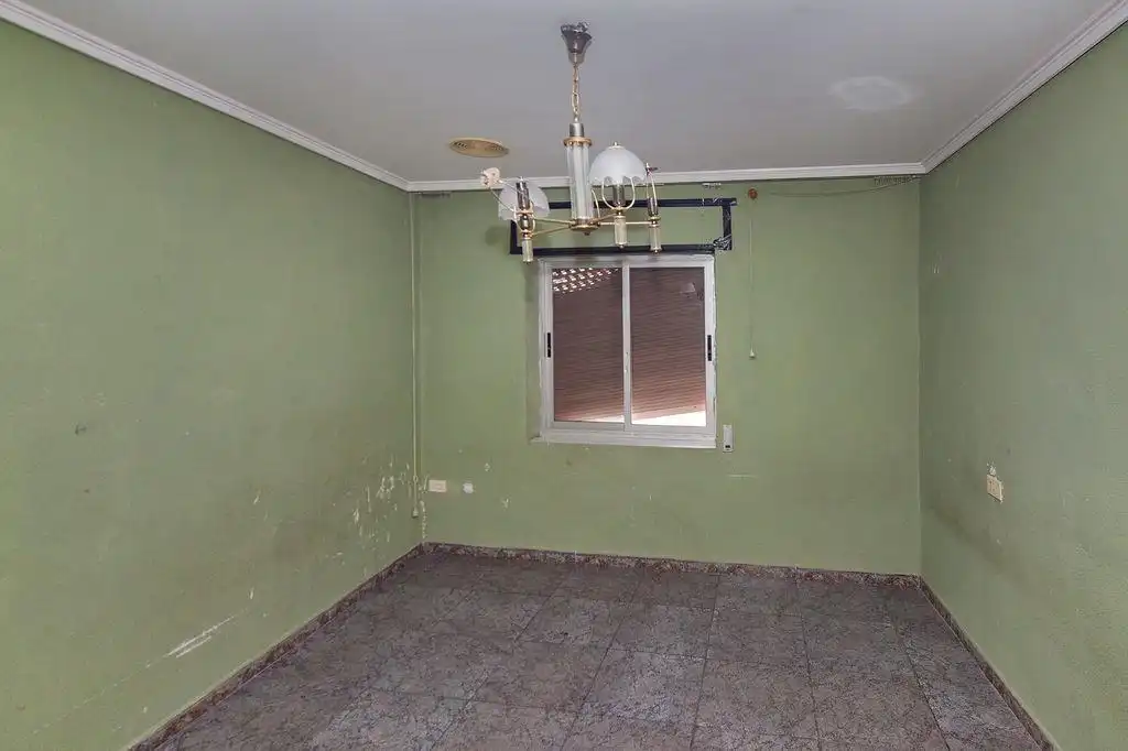 Houses for sale in Tavernes de la Valldigna  with Alarm