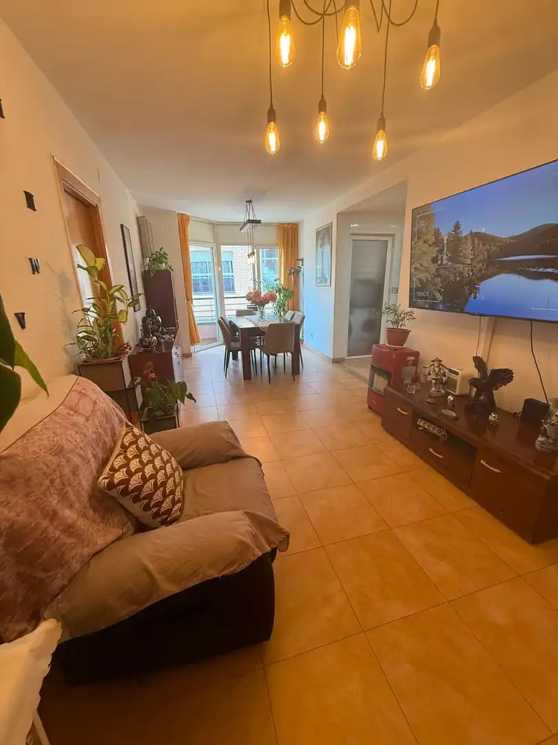 Sala d'estar de Pis en venda en Sant Celoni amb Calefacció