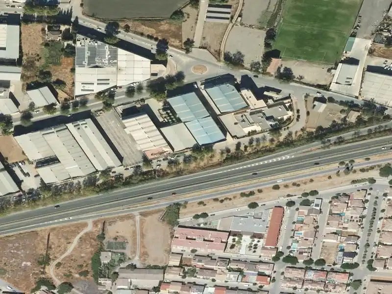 Industrial building for sale in Calle Bernard Vicent, imagen 2