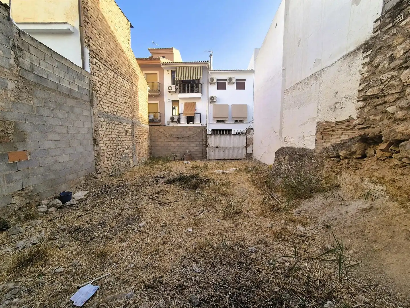 Terrain résidentiel à vendre à Loja