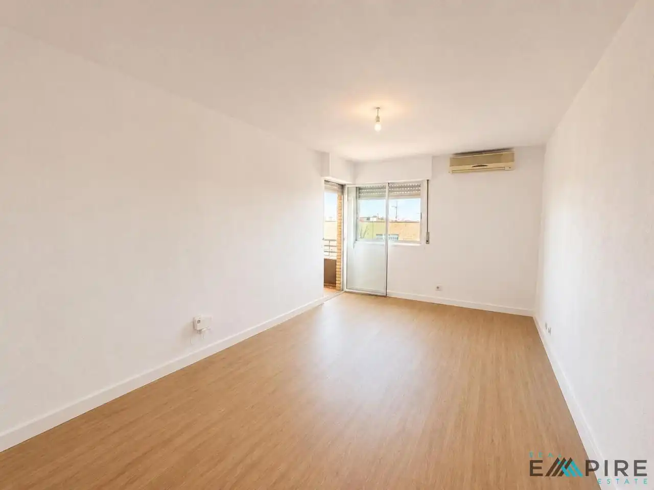 Bedroom of Flat for sale in Parla  with Air Conditioner and Terrace