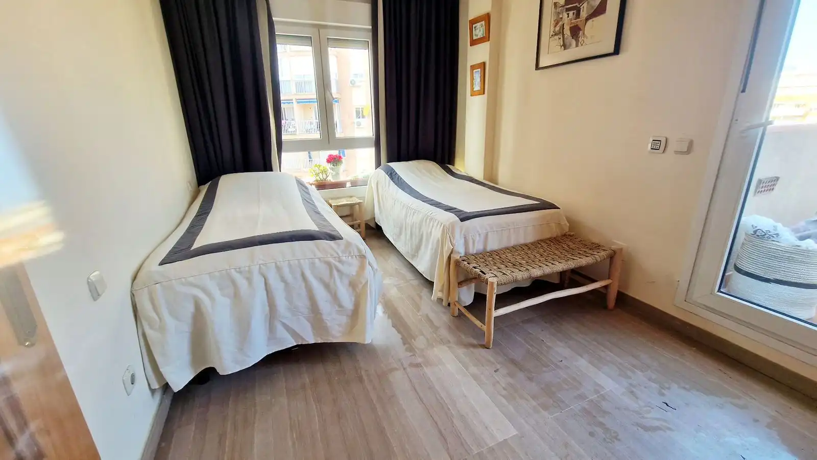 Dormitori de Pis en venda en Fuengirola amb Aire condicionat, Terrassa i Moblat