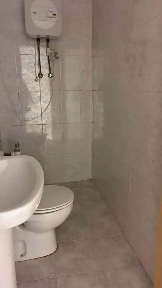 Badezimmer von Geschaftsraum zum Verkauf in Guadalajara