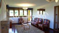 Living room of Planta baja to rent in Santa Cruz de Bezana  with Heating, Parquet flooring and Terrace