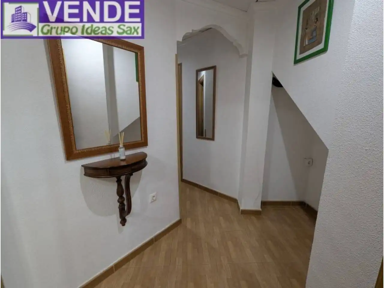 Casa adosada en venta en Sax con Terraza