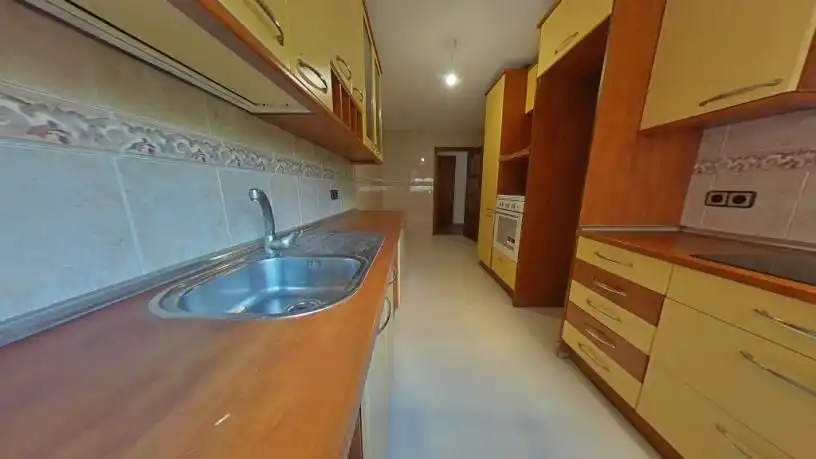 Flat for sale in calle Nuevo Versalles, imagen 2