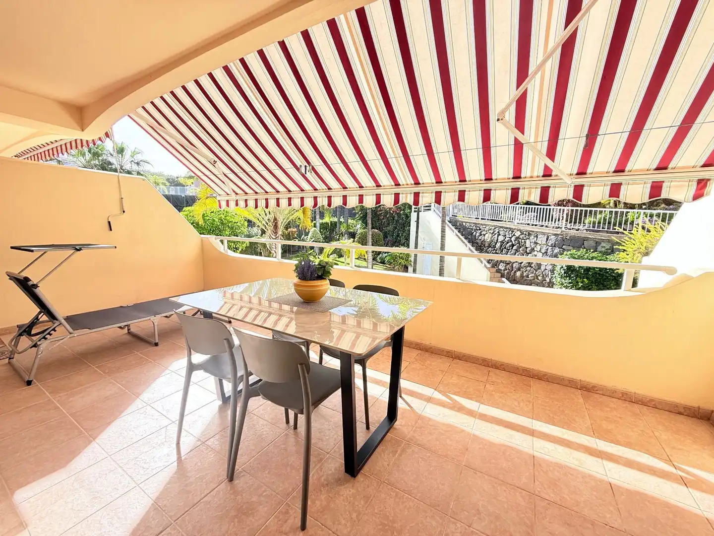 Terrasse von Wohnungen zur Miete in Puerto de la Cruz mit Terrasse, Abstellraum und Möbliert
