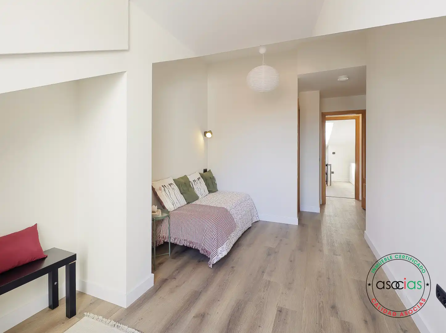 Habitación de Ático en venta en Gijón  con Calefacción, Terraza y Balcón