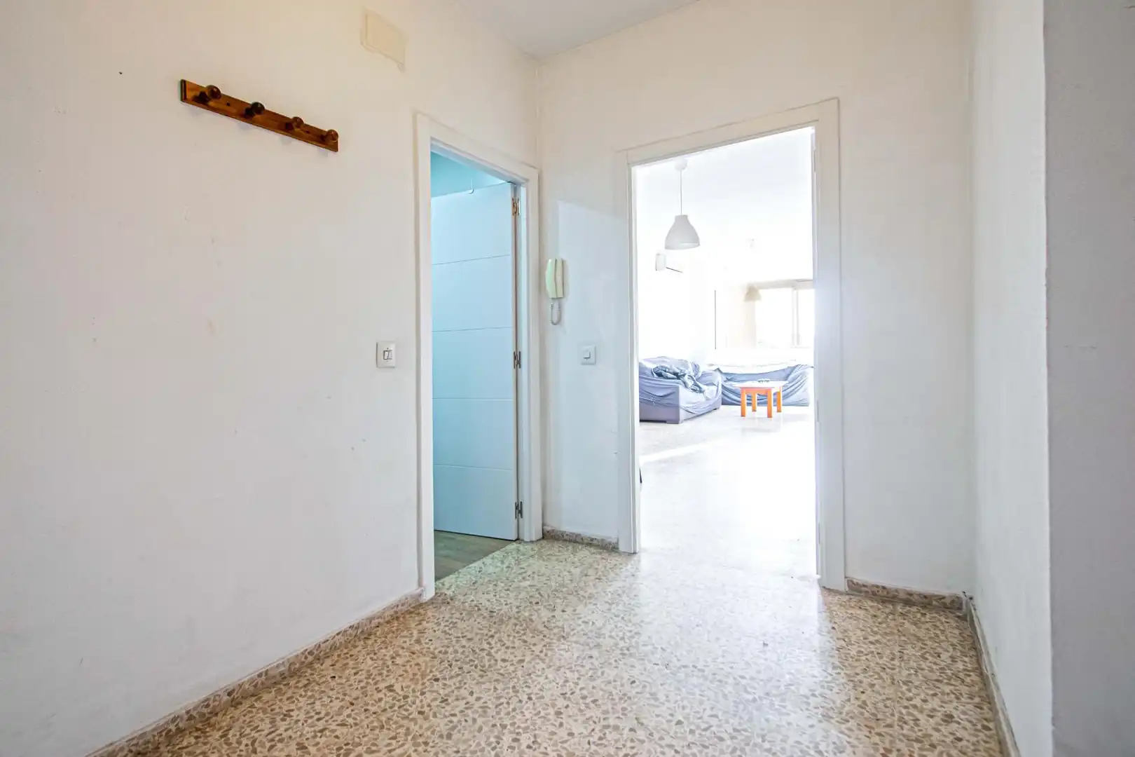 Flat for sale in Sevilla  with Air Conditioner, Terrace and Furnished
