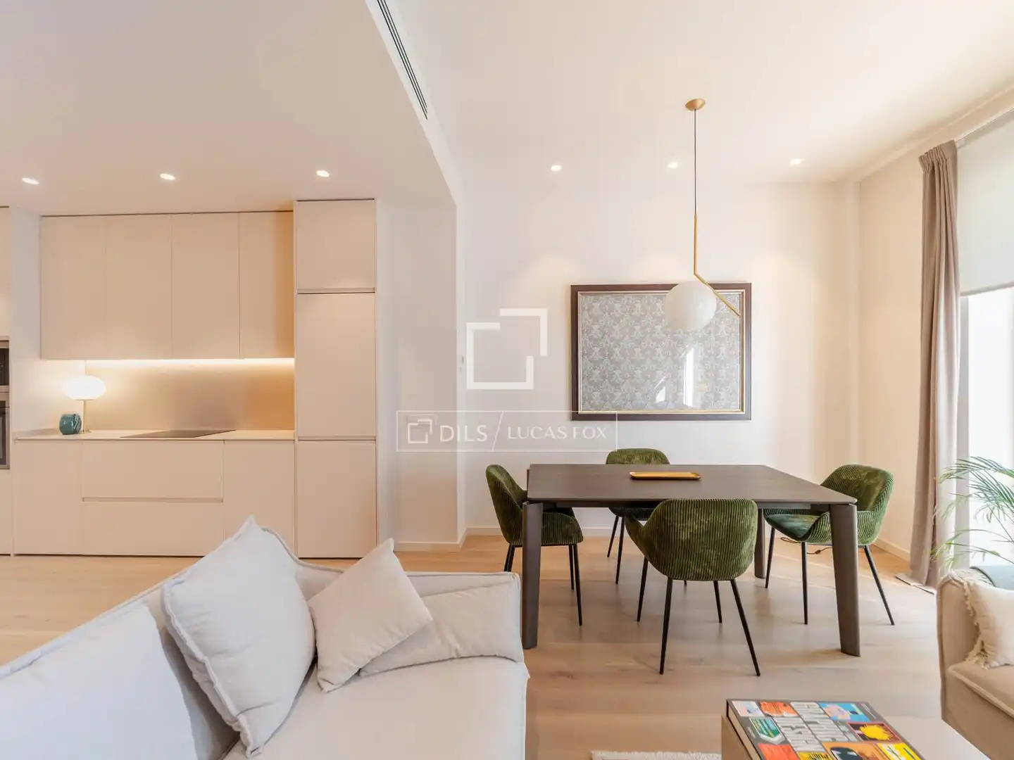 Sala de estar de Piso de alquiler en Valencia con Aire acondicionado, Amueblado y Balcón