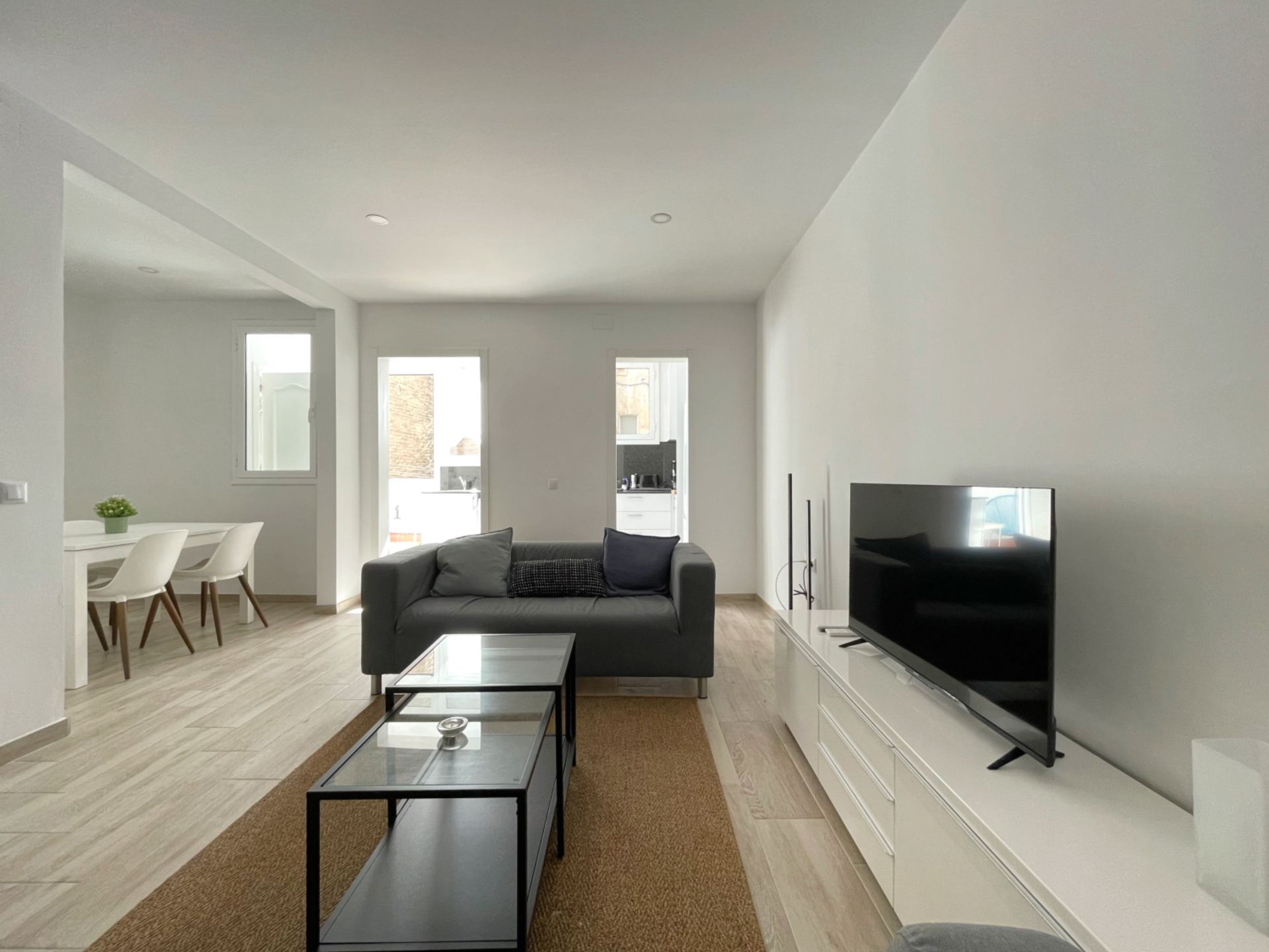 Living room of Flat to rent in  Barcelona Capital  with Air Conditioner, Heating and Terrace