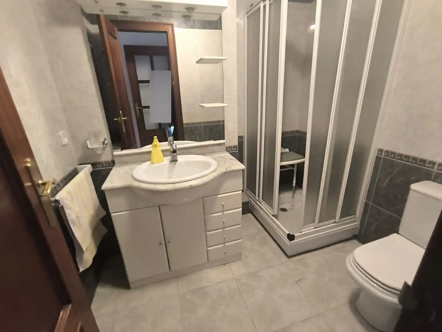 Bathroom of Flat for sale in Manresa  with Air Conditioner, Heating and Balcony