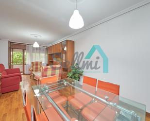 Dining room of Flat to rent in Oviedo   with Heating, Parquet flooring and Terrace