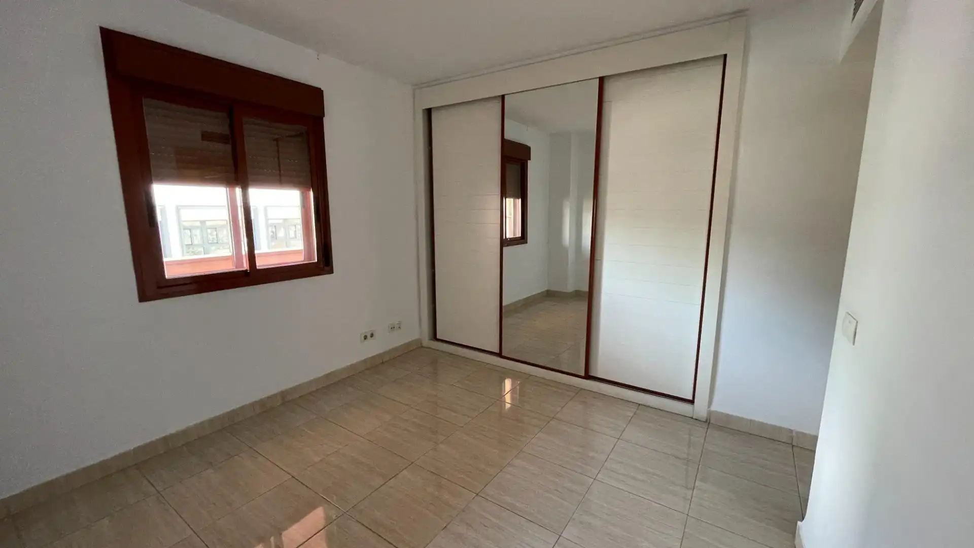 Flat for sale in LUIS PORTERO, El Tejar - Hacienda Bizcochero