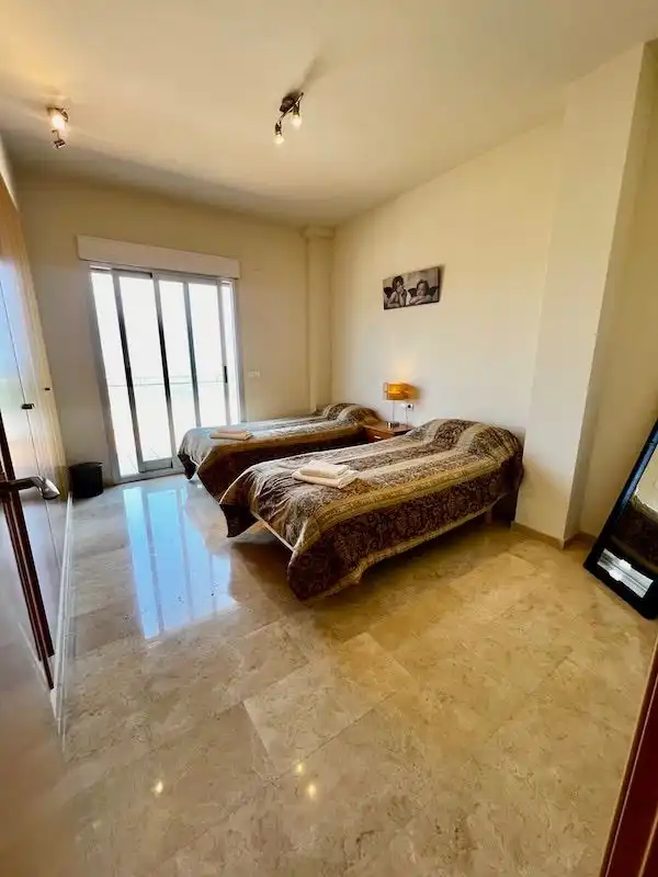 Habitación de Apartamento de alquiler en Pego con Aire acondicionado, Calefacción y Terraza
