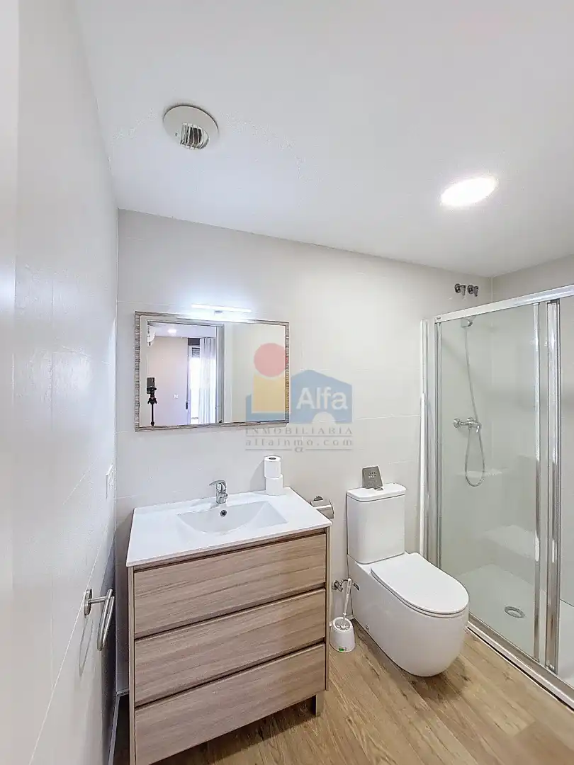 Badezimmer von Wohnung zur Miete in Silla mit Klimaanlage, Parkett und Terrasse