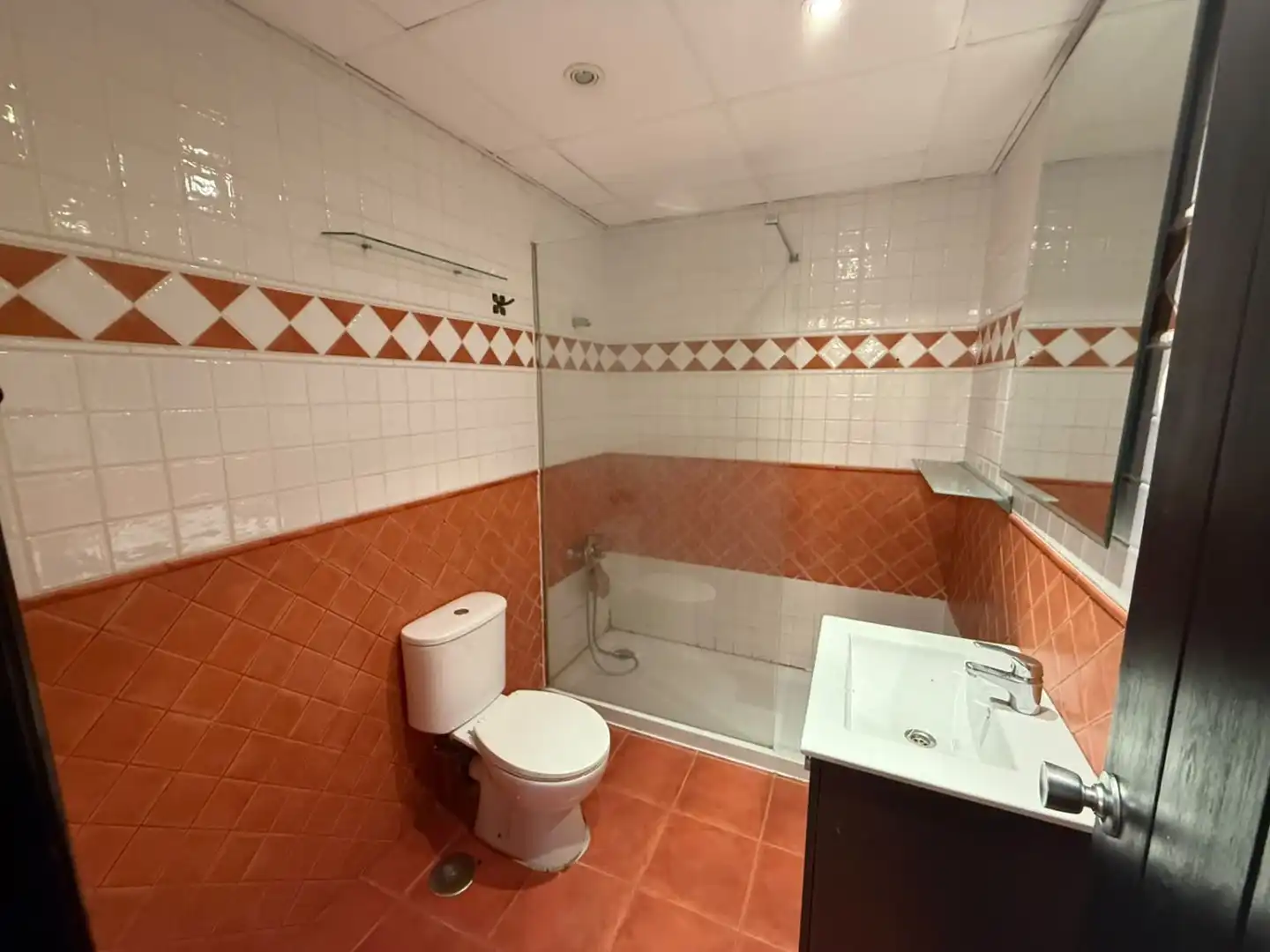 Bany de Pis en venda en Marbella amb Calefacció i Terrassa